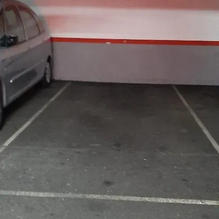 La Veiguela De I, Con Plaza De Garaje Y Jacuzzi Incluido Apartman Gijón